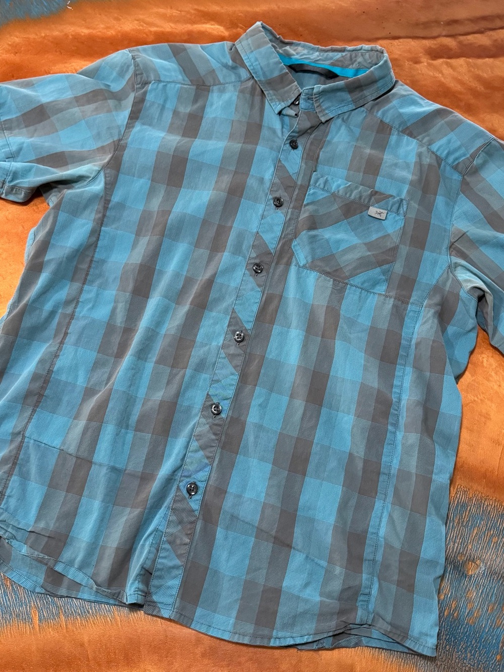 Arc'teryx Blue Gray Plaid Short-Sleeve Button-Up Hiking casual Shirt